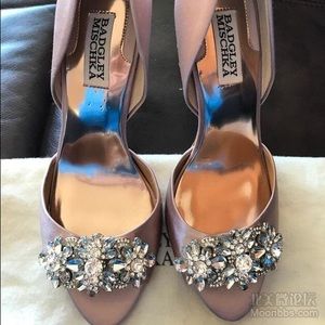Badgley mischka heel.