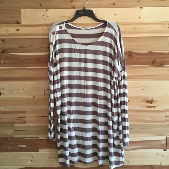 Lg Long Sleeve mauve & cream striped tunic 🌺 - Picture 1 of 3