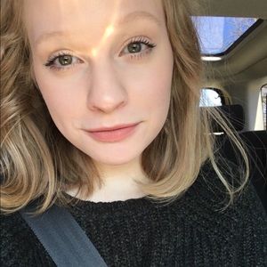 Meet your Posher, Kelli