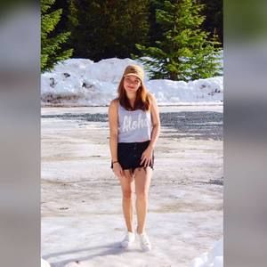 Meet your Posher, Ayeshza kolene