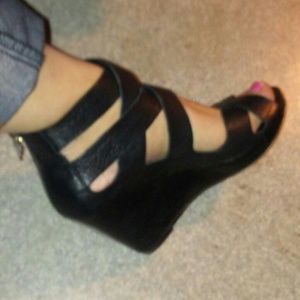 Womens black strappy wedge sandals