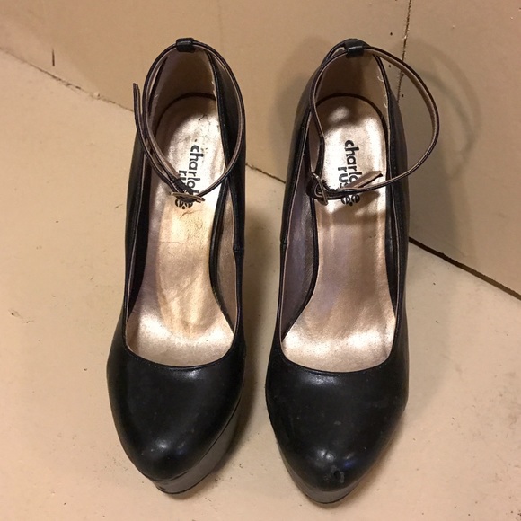 Black platforms with ankle strap - Picture 3 of 3