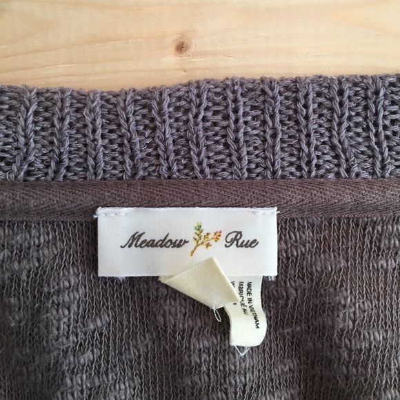 LG Anthropologie / Meadow Rue Sweater 🌺 - Picture 2 of 3