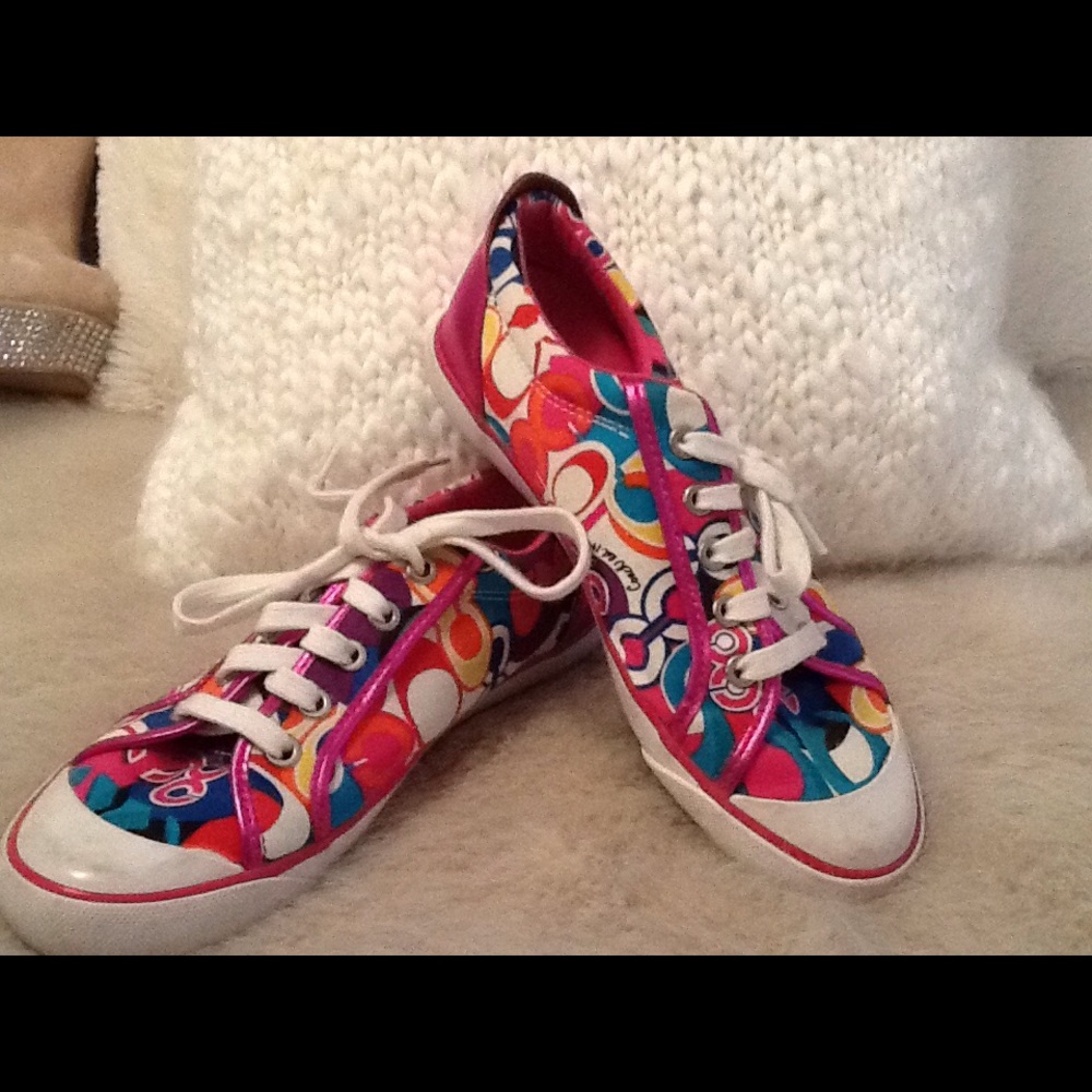 Coach canvas and metallic trim logo tennis shoes