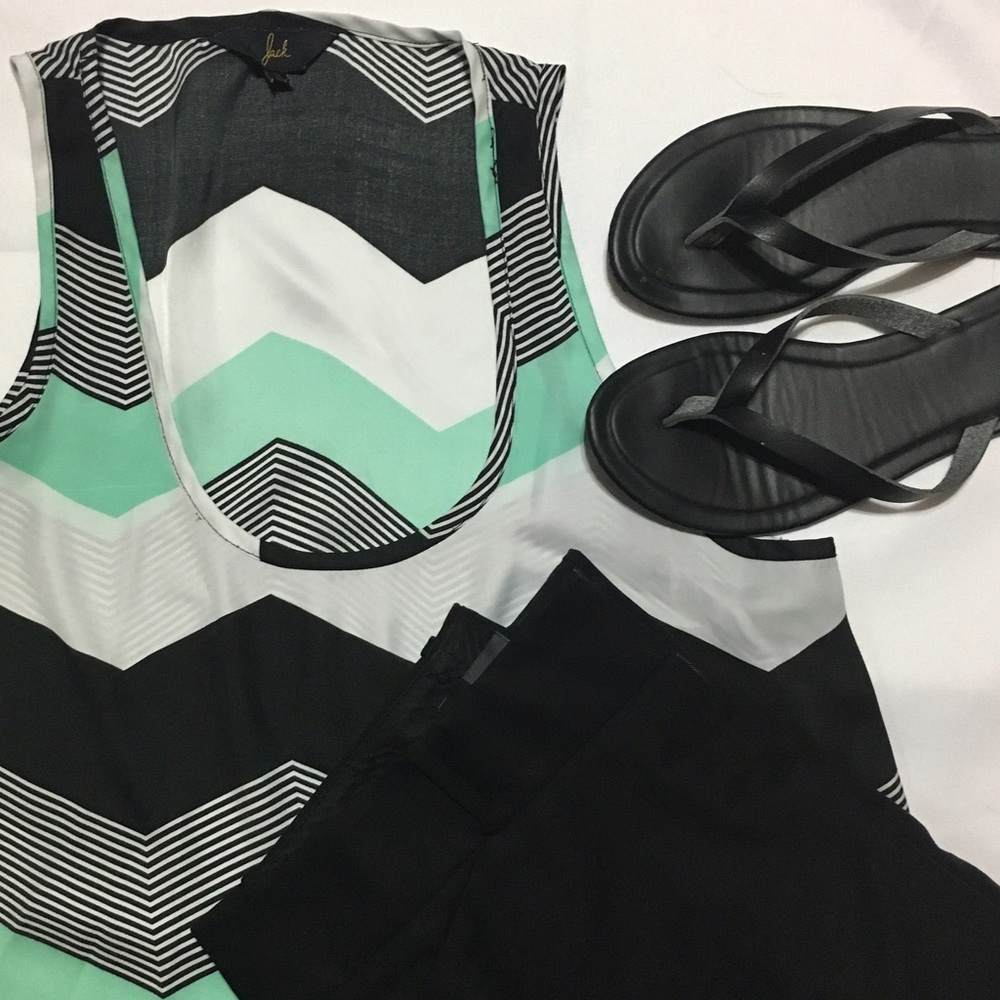 Loose Fit Mint & Black Chevron Tank