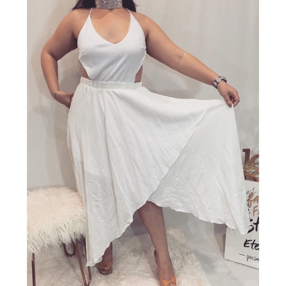 Beautiful white backless sun dress.