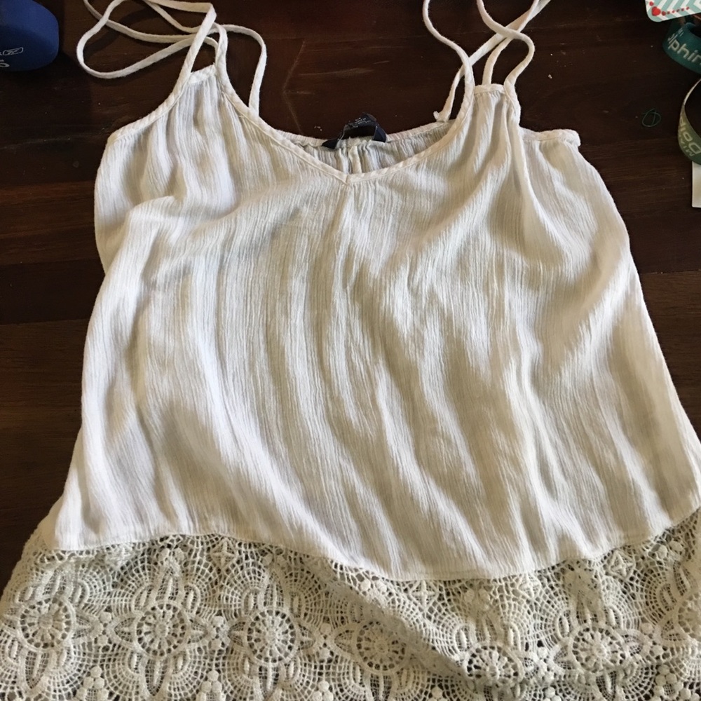 American eagle flowy tank top