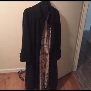 Burberry Trench coat