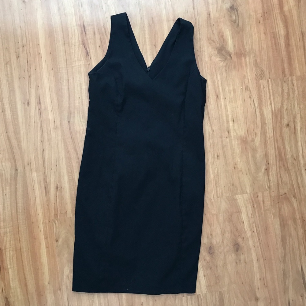 Perfect LBD Express V-neck Dress!