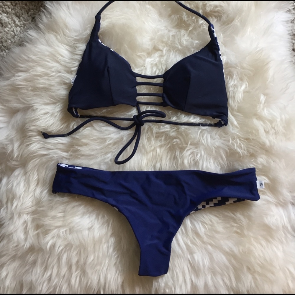 Reversible Bikini - image 1
