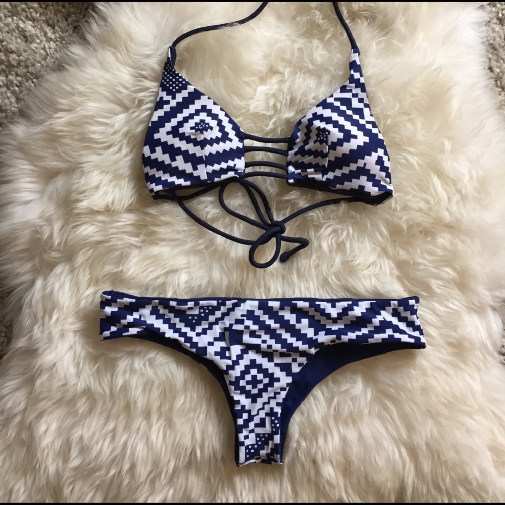 Reversible Bikini - image 2