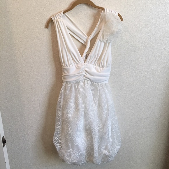 L.K. Collections Woman's Elegant White Dress - Picture 1 of 1