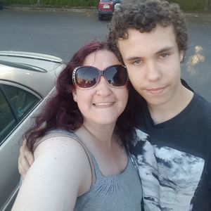 Meet your Posher, Elaina