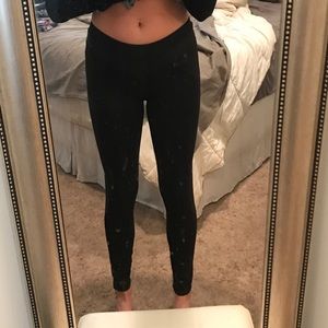 black long leggings
