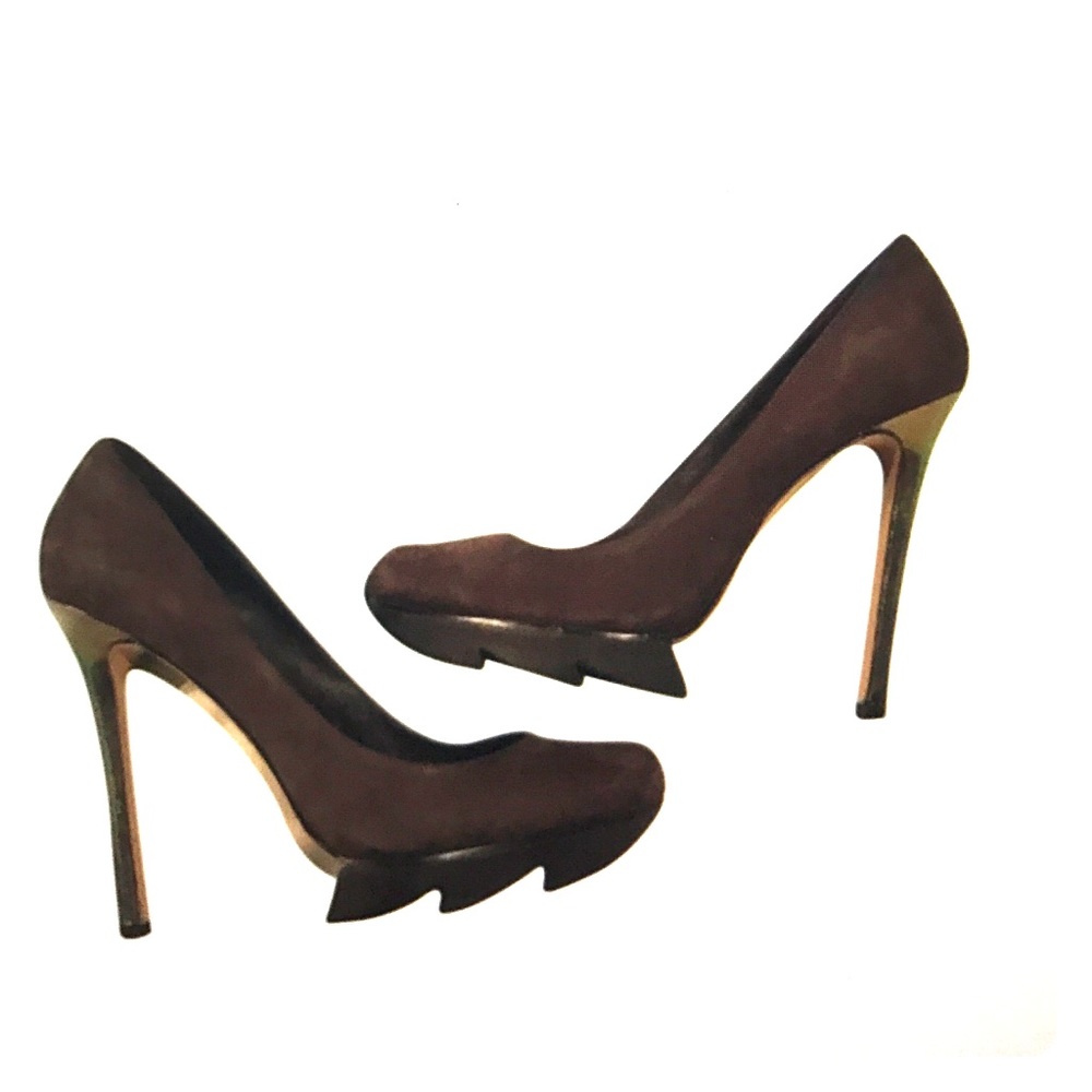 Camilla skovgaard saw tooth stiletto pump