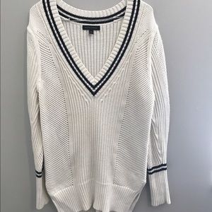 Oversized White Banana Republic Sweater