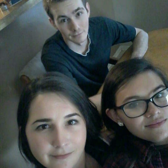 Meet your Posher, Mary - Picture 3 of 6