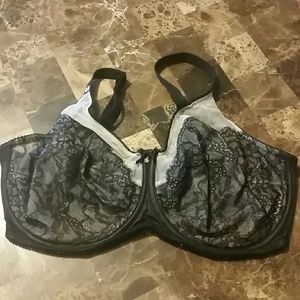 38G wacoal bra