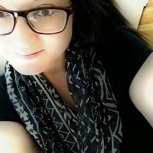 Meet your Posher, Shawnikwa