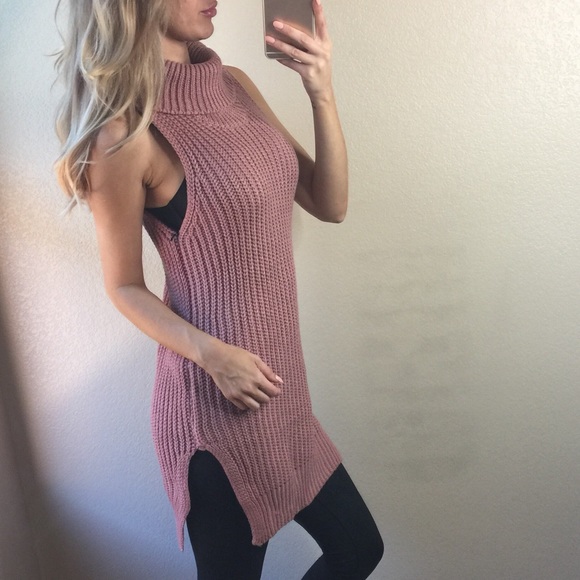 -Mauve Turtleneck Sweater- - Picture 2 of 4