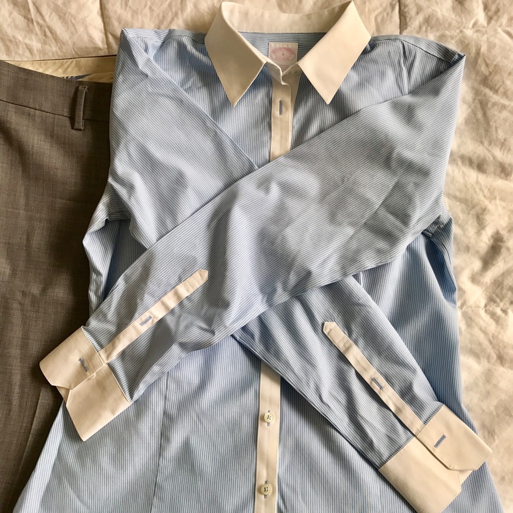 Brooks Brother's fitted non iron Dress shirt