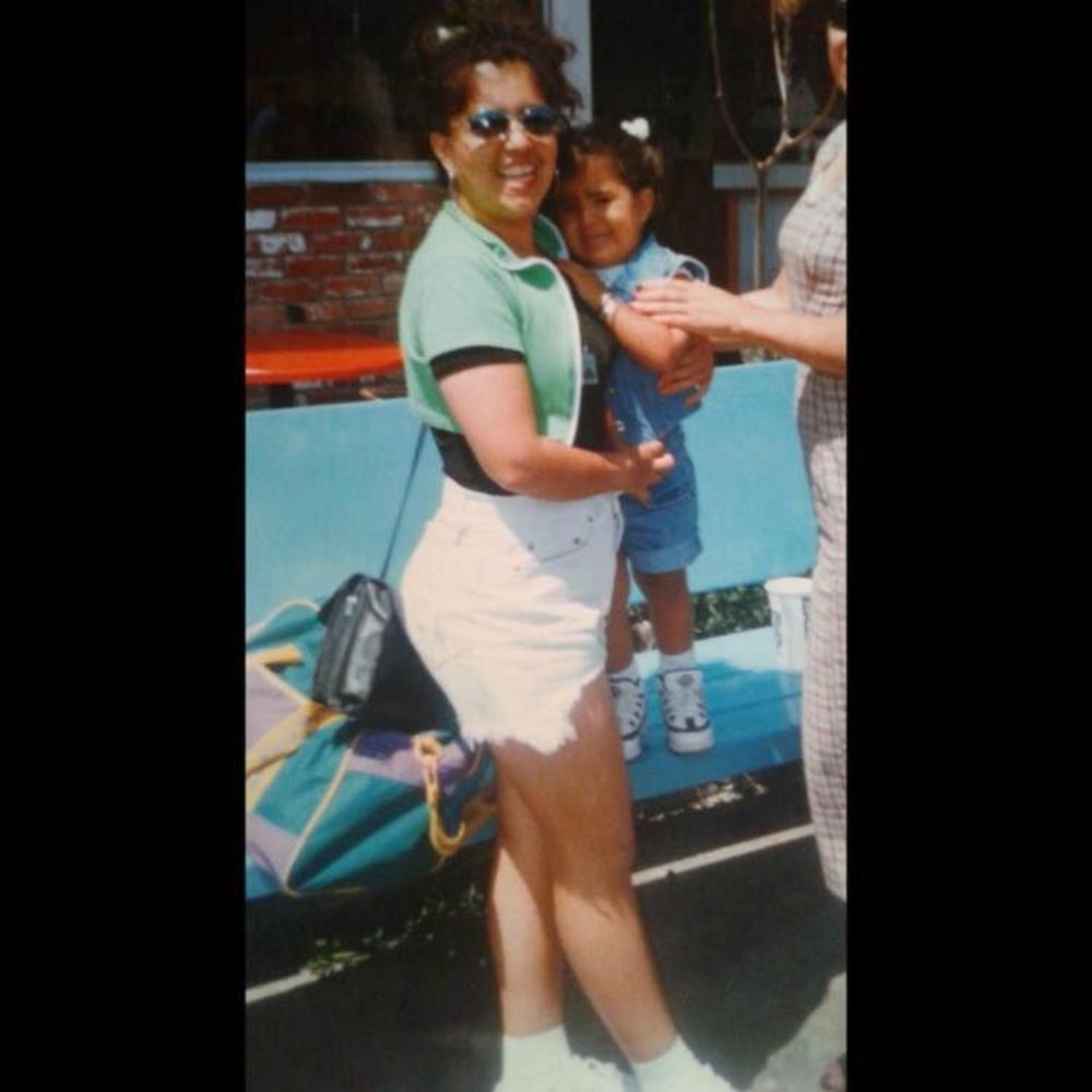 Meet your Posher, Yecenia