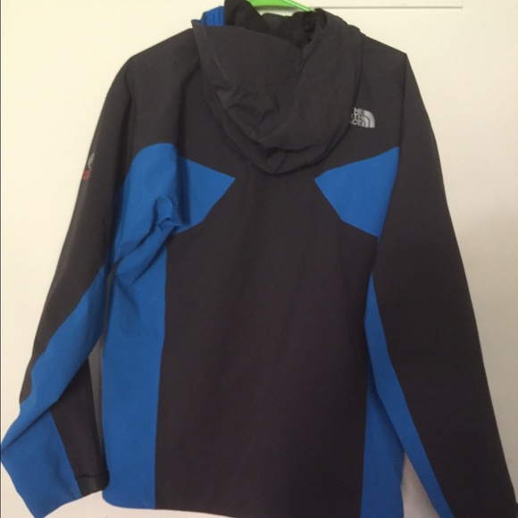 Stores that sell north face jackets near me free