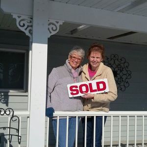 Meet your Posher, Rae