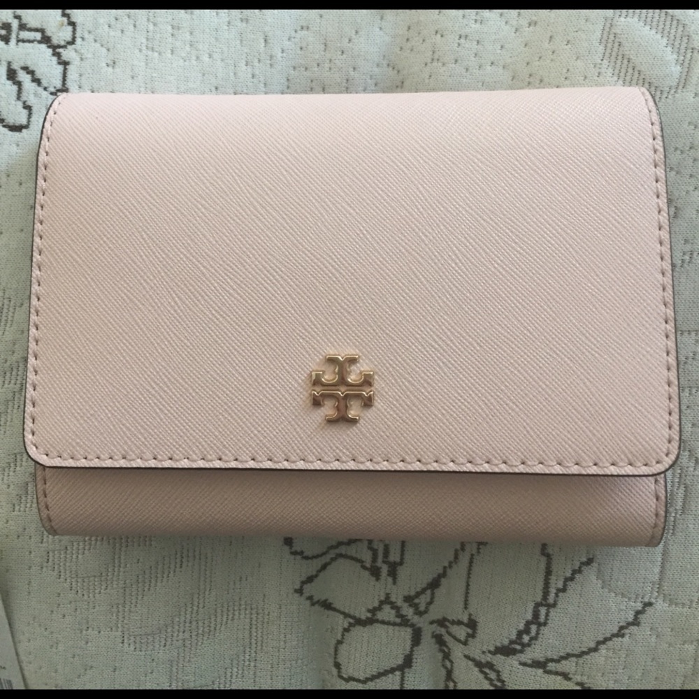 Authentic Tory Burch Light Pink Wallet