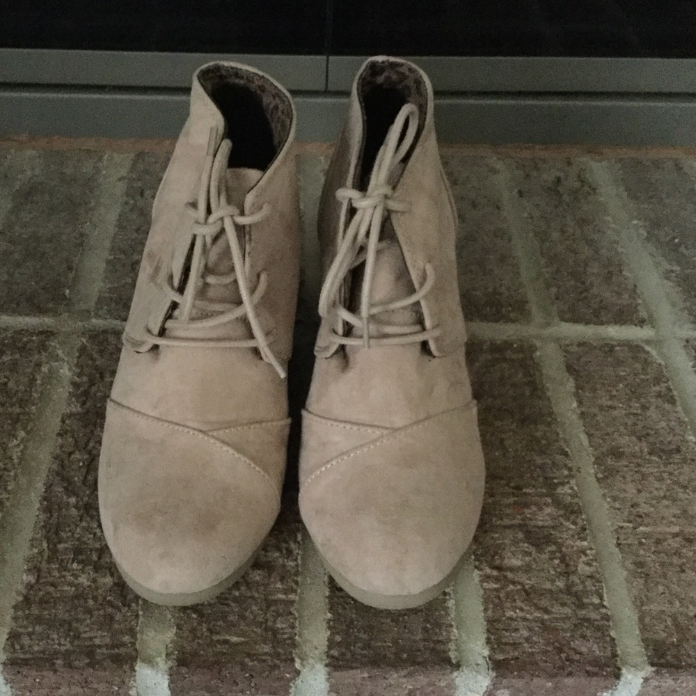 Wedges shoes size 7
