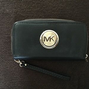 Black Michael Kors wallet