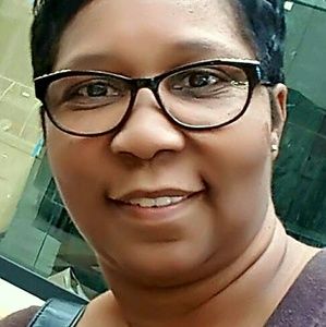 Meet your Posher, Kisha