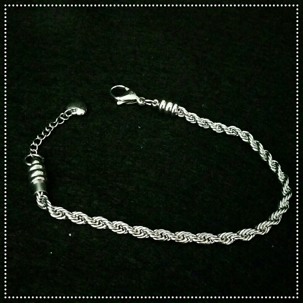 ⬇️Stainless Steel Rope Charm Bracelet - Adjustable