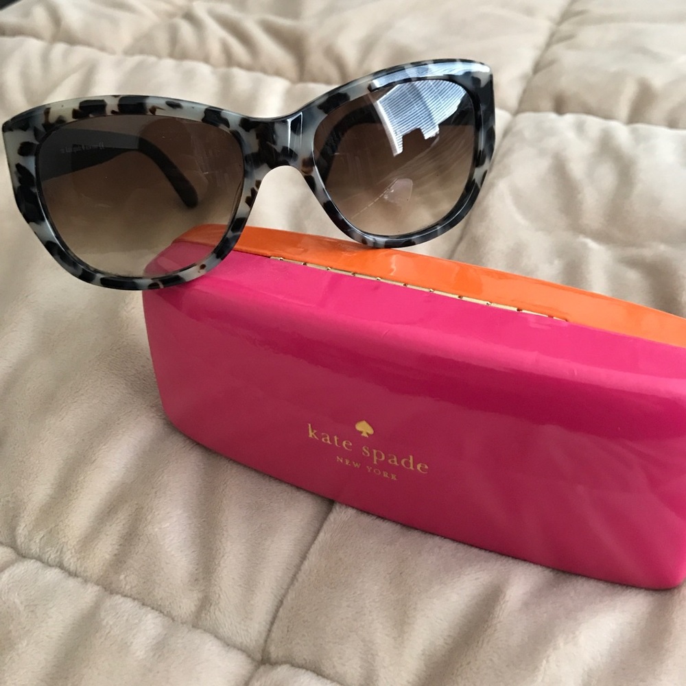 Kate Spade sunglasses ♠️♠️♠️