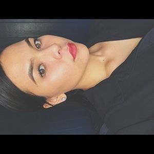 Meet your Posher, Taylor