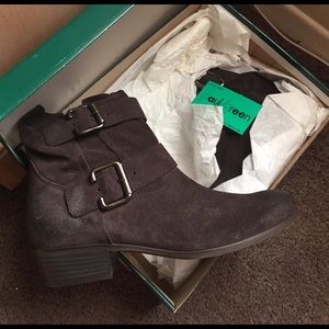 Paul green Denver coffee suede booties