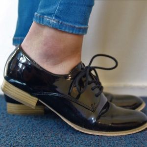 Black Urban Outfitters Vegan Leather Oxfords