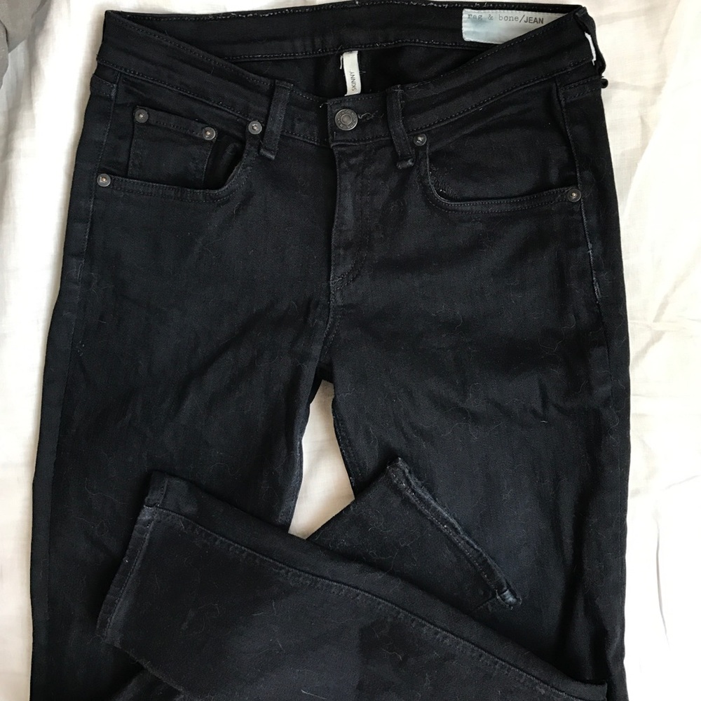 Rag and bone sz 26 dark indigo jeans