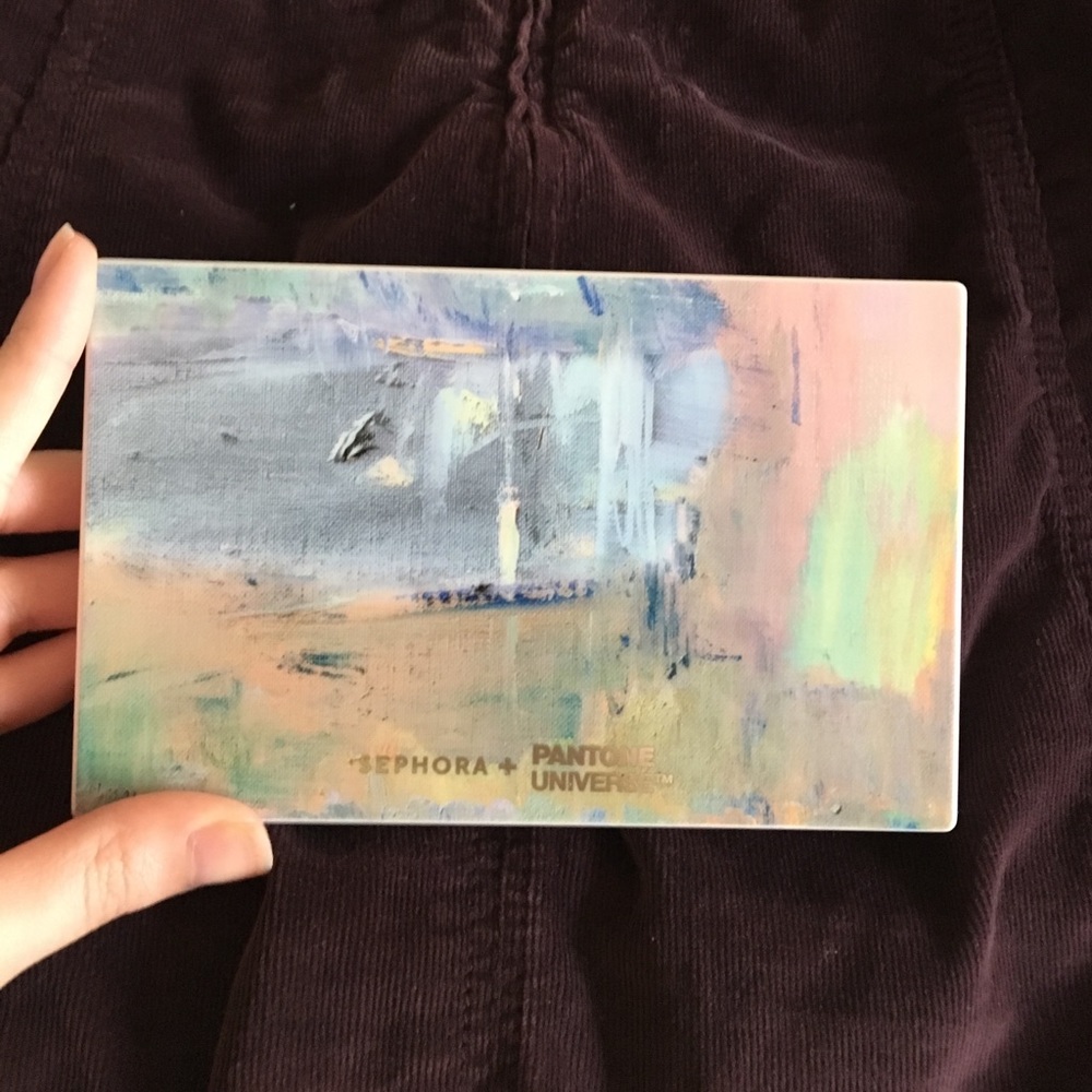 limited edition sephora+Pantone eyeshadow palette