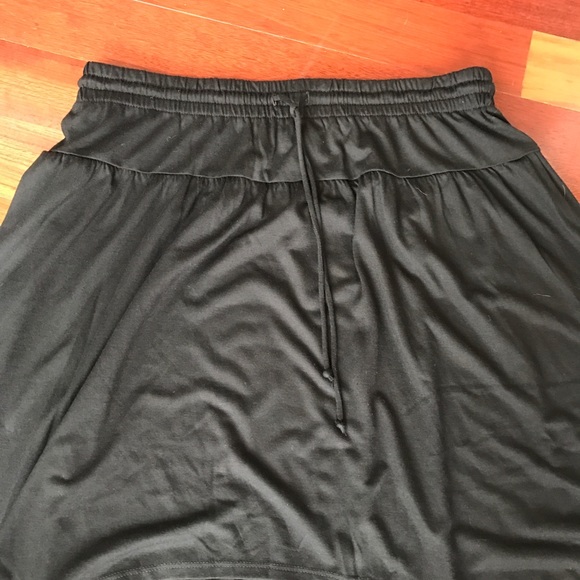 NWT American Eagle High Low Black Skirt - Picture 2 of 4