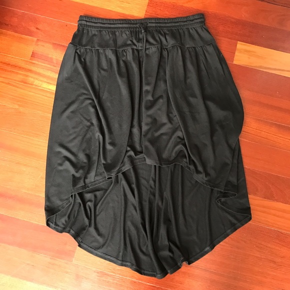 NWT American Eagle High Low Black Skirt - Picture 3 of 4