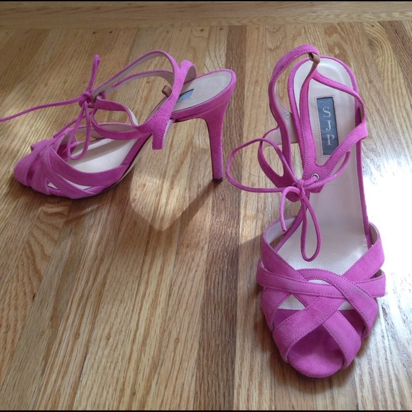 SJP heels. Pink suede. Sz 39.5. Fits a true Sz 9. - Picture 1 of 4