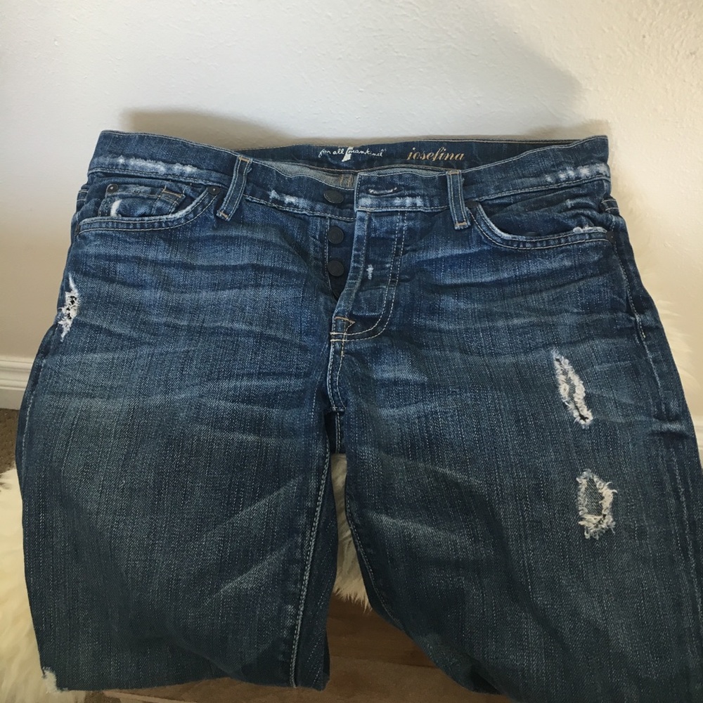 Size 28 Distressed boyfriend cut 7 jeans