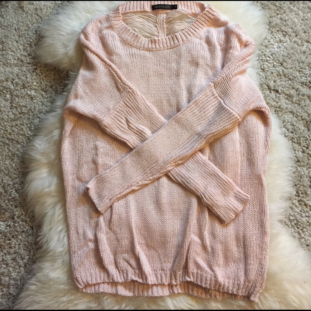 LF Open back sweater