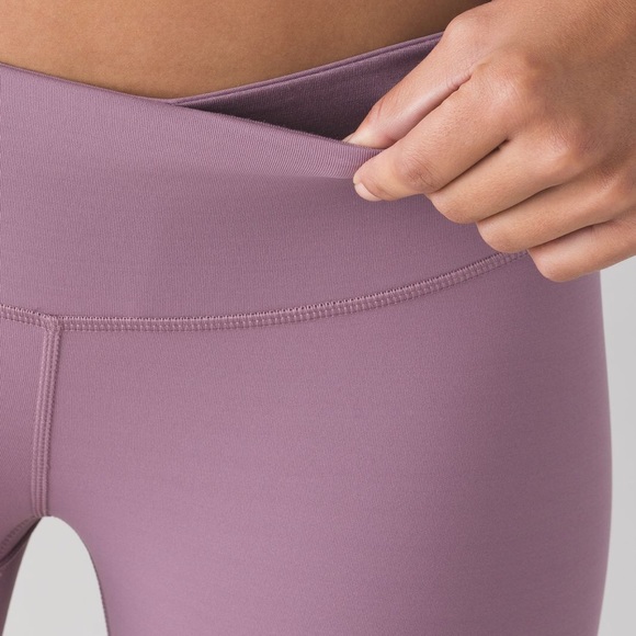 Lululemon Dusty Mauve WUC - Picture 3 of 3
