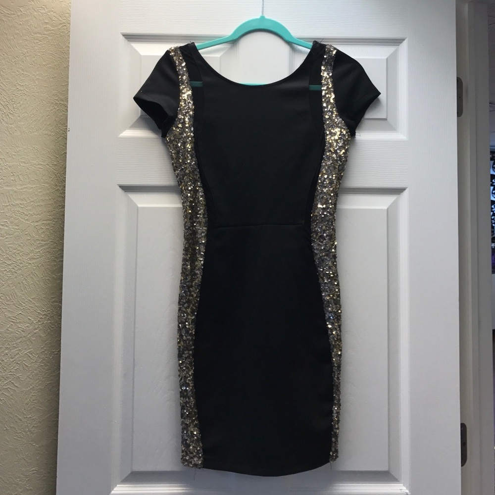 Sequin body con dress