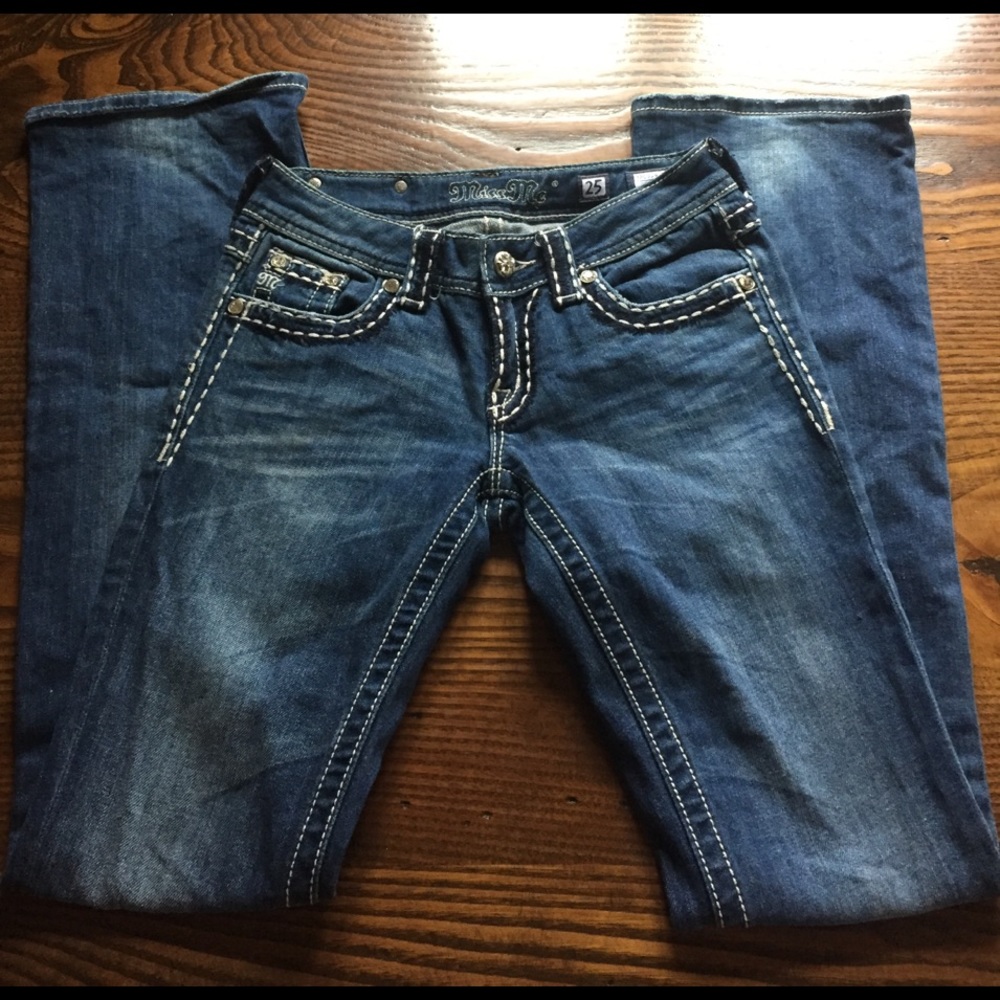 *****SOLD****Miss Me sz 25 bootcut