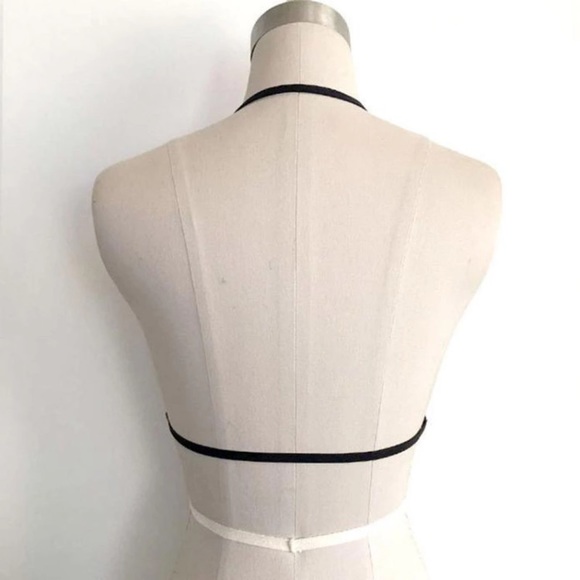 Women's Black Bra Straps Hollow Outline Shaper - Picture 3 of 3