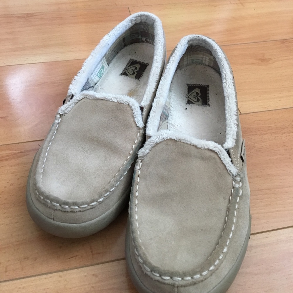 Roxy slip ons