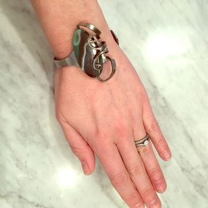 Unique bracelet with green stone 💚